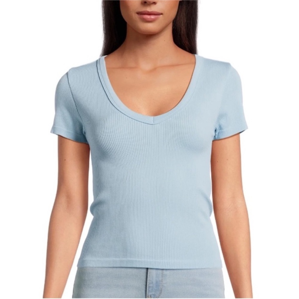 No Boundaries Sky Blue Ribbed V-Neck Tee